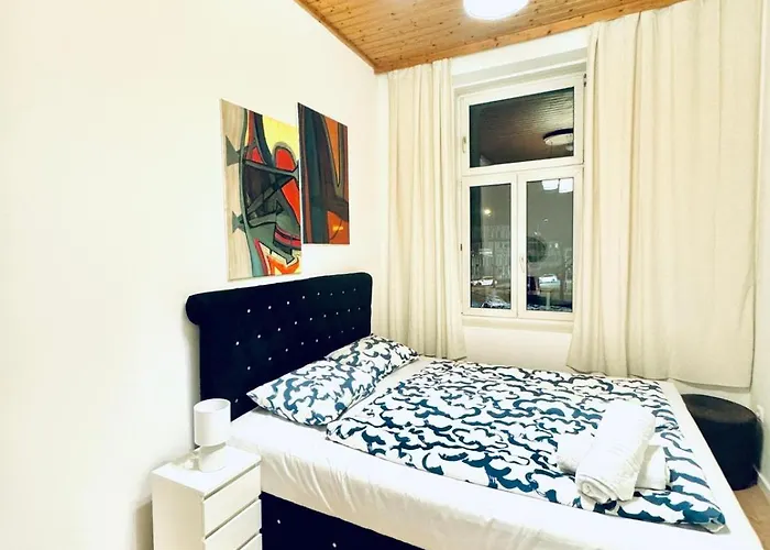 Apartment Elegant 5-bedroom Near Kaufpark Alterlaa