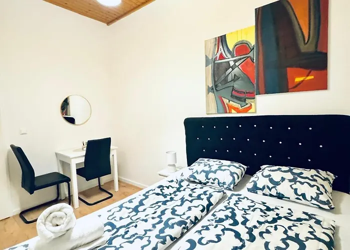 Apartment Elegant 5-bedroom Near Kaufpark Alterlaa