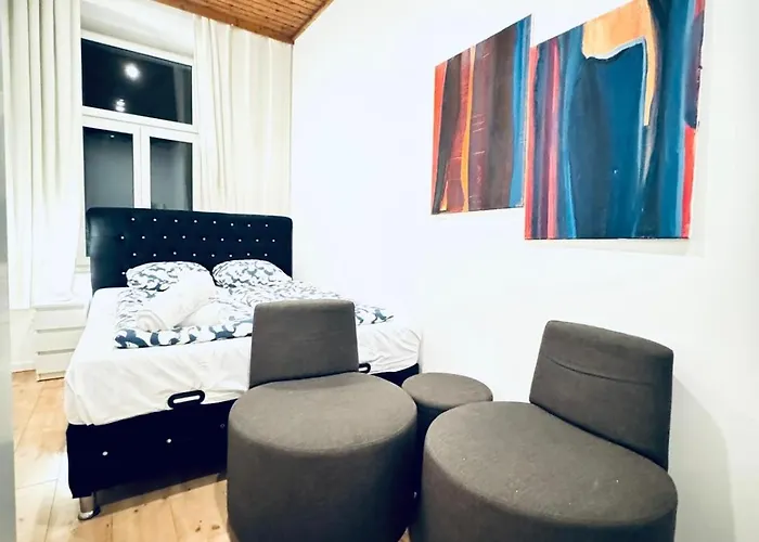 Apartment Elegant 5-bedroom Near Kaufpark Alterlaa Vienna